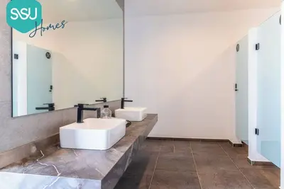 Zibatá High-Rise House