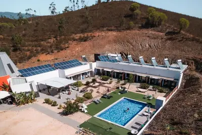 Image de Villa 'Atitudo Nature' avec Vue sur la Montagne, Wi-Fi et Climatisation