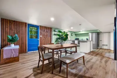 Image de Modern & Cozy Basement Apartment Minutes to Duluth