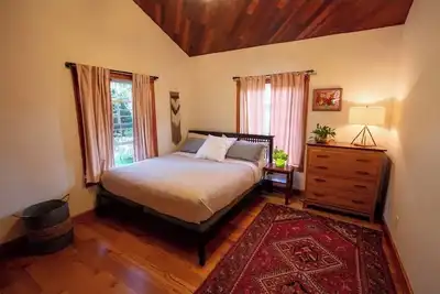 Image de Charming 3-bedroom house in Trinidad nestled in the Redwoods