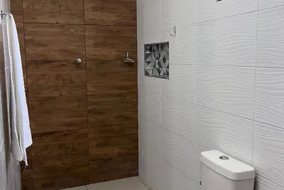 Image de Quiet farm for family fun, with barbecue, freezer and swimming pool.