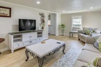 Image de 'Crosby Huffman Hideaway' Serene Escape w/ Yard