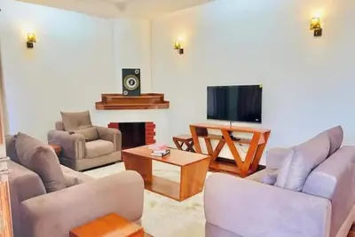 Image de Elegant escape-njiro