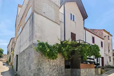 Image de Superbe appartement à Tkon avec vue sur la mer
