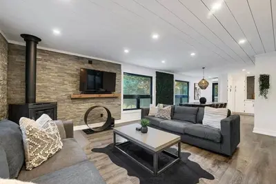 Image de Evergreen Escape - 3 Acres, Hot Tub, Volleyball Court