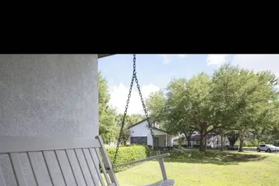 Image de 2-bedroom Luxury apartment in charming Gainesville Near Campus & Top Fun!