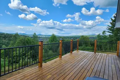 Image de Lakeview Retreat in Derby Vt – 3br/2ba Overlooking Salem Lakes