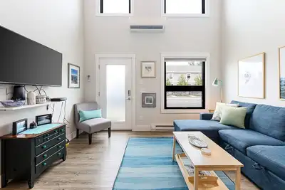Image de Nordic Nest @ City Limit Lofts • Walk/Bike to Downtown