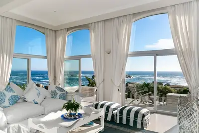 Image de 5 bedroom Ocean view Villa