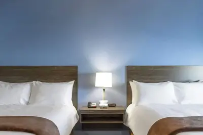 Image de 2 Convenient Rooms Near Iconic Corn Palace with Full Kitchen – Pet Friendly!