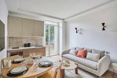 Image de Appartement de charme Jardin du Luxembourg Montparnasse