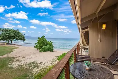 Image de Beachfront Condo with Park & Ocean Views