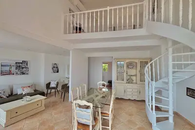 Les Tropéziennes - Chic Triplex Balcon Vue Marina