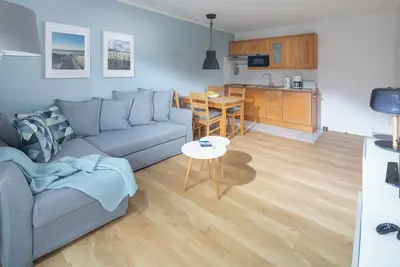 Image de Comfortable 2-room apartment with double bed and south-facing balcony