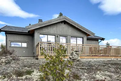 Image de Belle maison de 2 chambres à Gålå