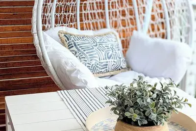 Image de Charming Coastal Cottage Retreat