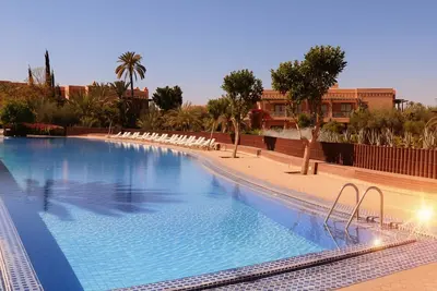 Image de Palmeraie Stay - Pool & Lake