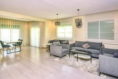 Image de Cozy Central - Gym & Spa Srvcs