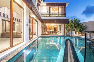 Image de Luxury 5-Bedroom Canggu Beach Villa with Scenic Rice Views