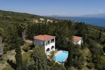 Villa Cleo - Trois Chambres Villa, Couchages 6
