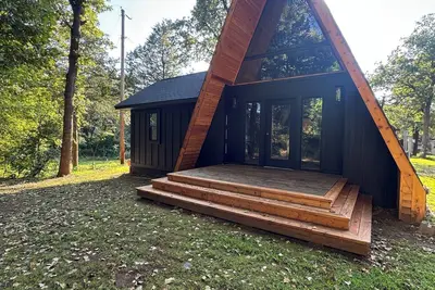 Image de Secluded A-Frame Near Lazy E