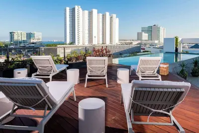 Spaciousness and safety, high comfort