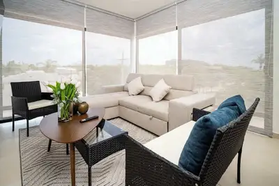 Image de Magnificent with great amenities and rooftop pool