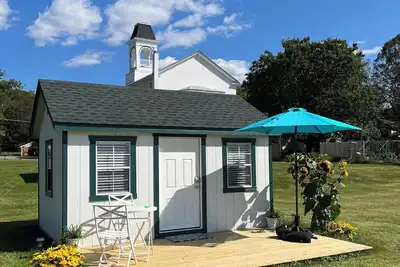 Image de Oneonta/Cooperstown Baseball CharmingCottage at the church in Mount Vision.