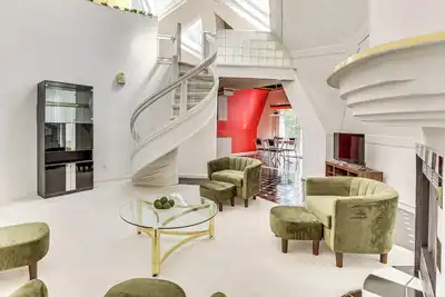 Image de Walk to School House Winery: Home w/ Deck!