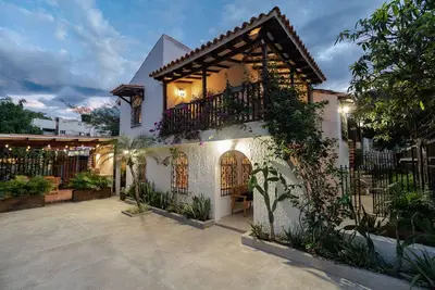 Image de Beautiful House in El Prado, Santa Marta - Private Pool & Prime Location