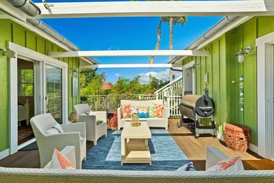 Image de Poipu Beach 1940s Cottage • Outdoor Showers