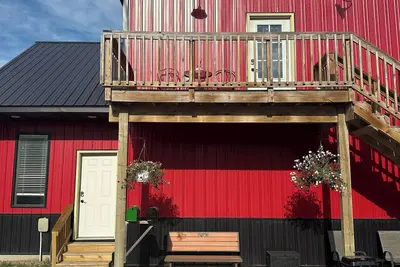 Image de Lovely 2-bedroom apartment with Ac in Thief River Falls overlooking the river.