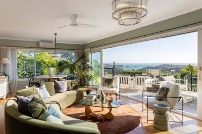 Image de Palm Springs by Waiheke Pure