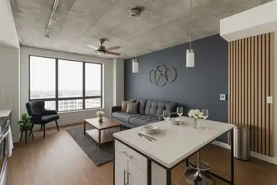 Image de Bright 2br Apt | Pool, Gym & Walkable Area