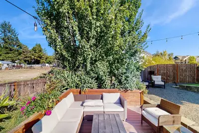 Image de Spacious family-friendly home w/ enclosed backyard, gas grill, fire pit & Wifi