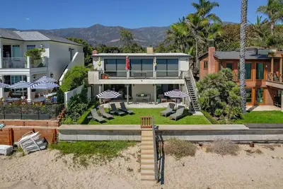 Image de Miramar Tides – Oceanfront Luxury on Miramar Beach