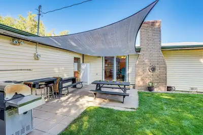 Image de 12 Mi to Mesa Verde: Family Gem w/ Mountain Views