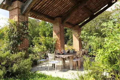 Image de Merveilleuse maison de vacances privée avec piscine privée, sauna, Wifi et véranda