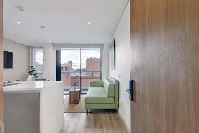 Image de w* | Radiant 2br w/ Balcony in Santa Barbara