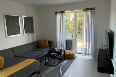 Image de Bright 3-Room Apartment with Balcony