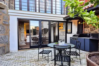Image de YourHouse O Canton Ii