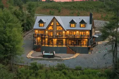 Image de Brand new, luxury, family-sized, event cabin with all the Bells and Whistles! Pet-Friendly