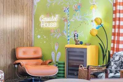 Image de Carousel House - That 70's Experience!