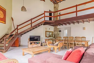 Image de Casa ampla em Itamambuca a 280 metros do mar