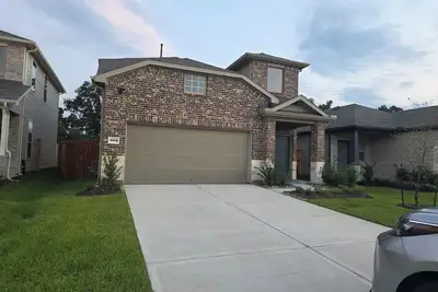 Image de Enjoyable 4-bedroom house with Ac in charming Conroe