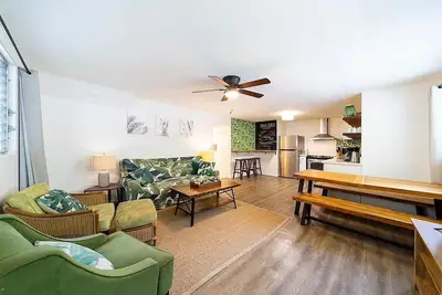 Image de Welcome to Our Little Hilo Hideaway - 3 Bedroom Home