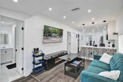 Image de Miami Heart Retreat – Stylish & Central With Games
