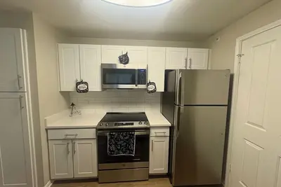 Image de “Resort style living minutes  from Downtown Austin. ”