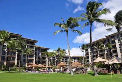 Charming 2-bedroom Ocean Front Villa in Lahaina