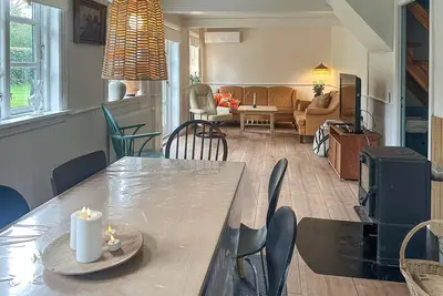 Image de Superbe maison à Aakirkeby avec WiFi